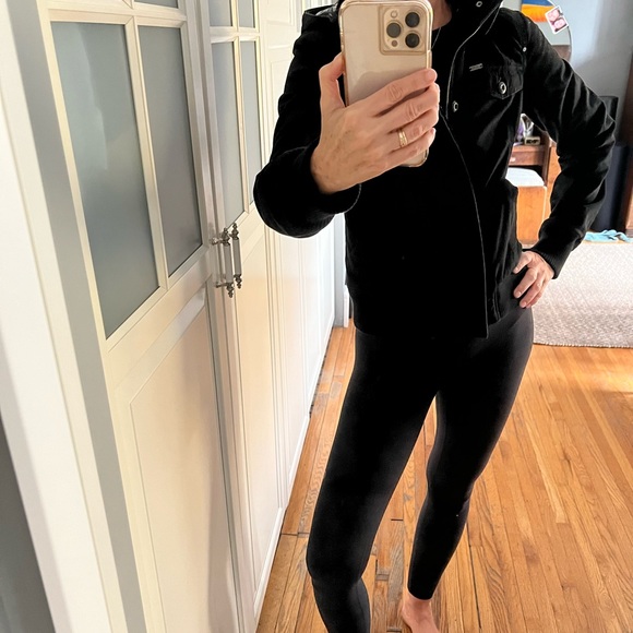 Aritzia TNA Distressed Maverick Cotton Bomber Jacket- Size Small - Black - Picture 8 of 9